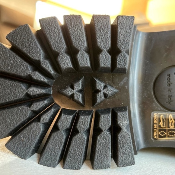 Leather lug sole Horsebit loafer - Picture 7 of 13